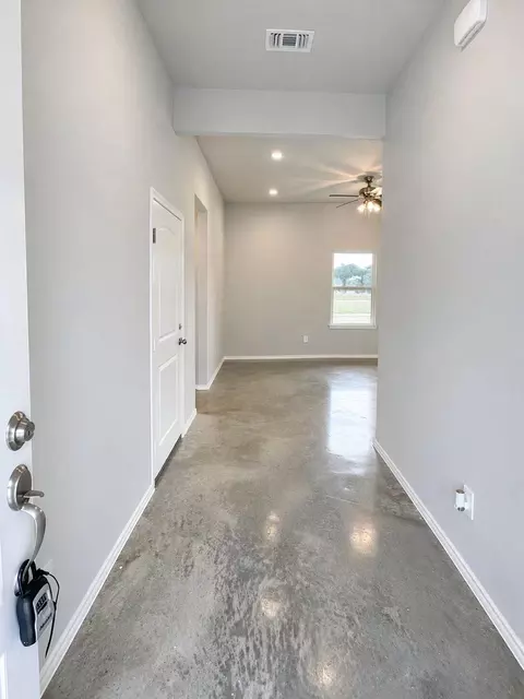 Entry Way - 6 Greenway Dr, Trinity, TX 75862 photo 1 of 2