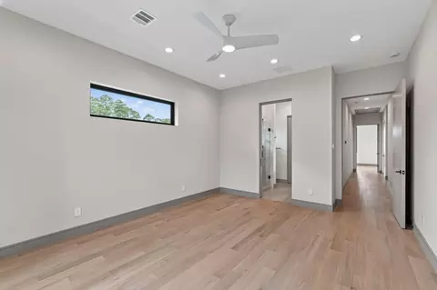 Bedroom - 47 Pronghorn Pl, Spring, TX 77389 photo 5 of 7
