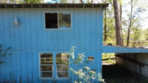 466 Trinity Rd, Dayton, TX 77535