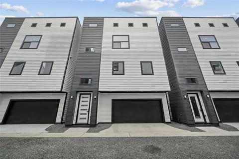 325 N Nagle St, Houston, TX 77003