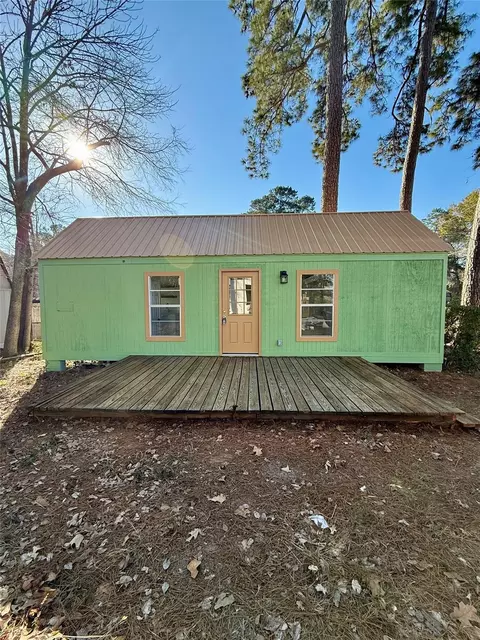 465 Impala Dr, Onalaska, TX 77360