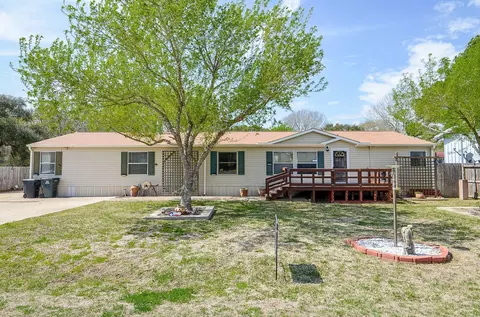 5440 W 7th St, Sheridan, TX 77475