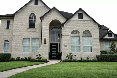 2855 Everett Dr, Friendswood, TX 77546