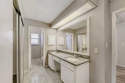Bath - 9727 Orangevale Dr, Spring, TX 77379 photo 2 of 4