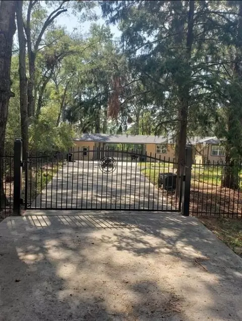 15360 Lilly Dr, Conroe, TX 77384 photo 1