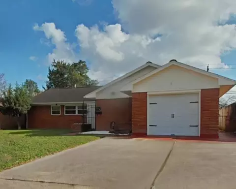 614 Gilpin St, Houston, TX 77034