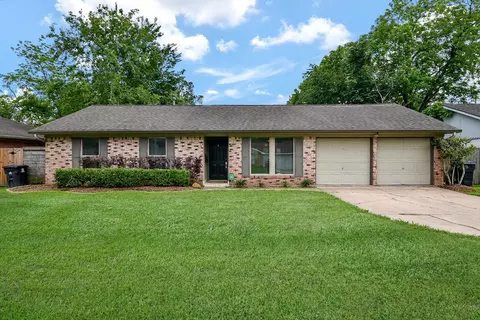 5815 Dryad Dr, Houston, TX 77035
