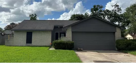 5810 Wildfire St, League City, TX 77573