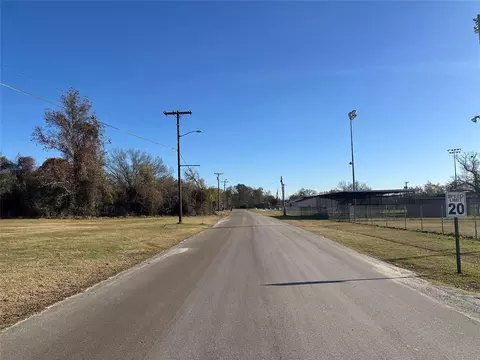 306 Stadium, Buffalo, TX 75831