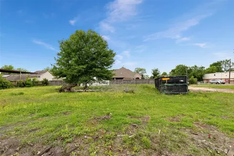 410 Spring Dr, Pasadena, TX 77504 photo 7