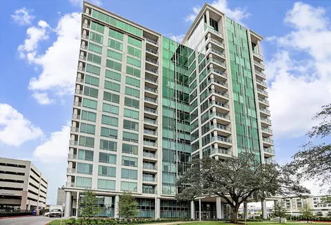 2047 Westcreek Ln #502, Houston, TX 77027