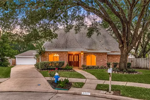 8007 Suspiro Dr, Houston, TX 77083