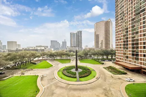 5100 San Felipe St #74, Houston, TX 77056