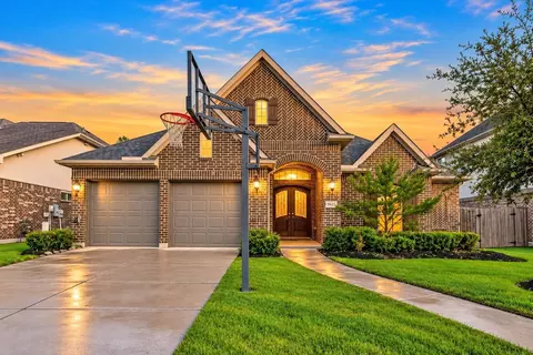 5803 Nowlands Run Ln, Sugar Land, TX 77479