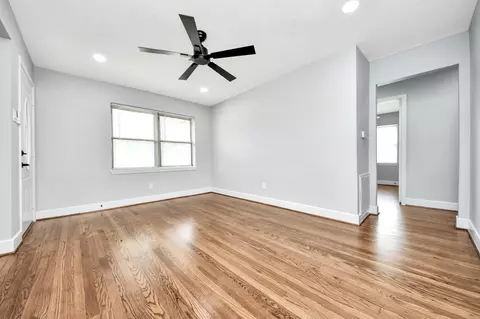 Living - 2212 Raspberry Ln, Pasadena, TX 77502 photo 3 of 8