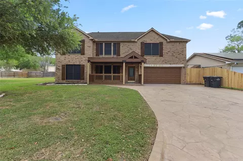 4800 Heathrow Ln, Alvin, TX 77511