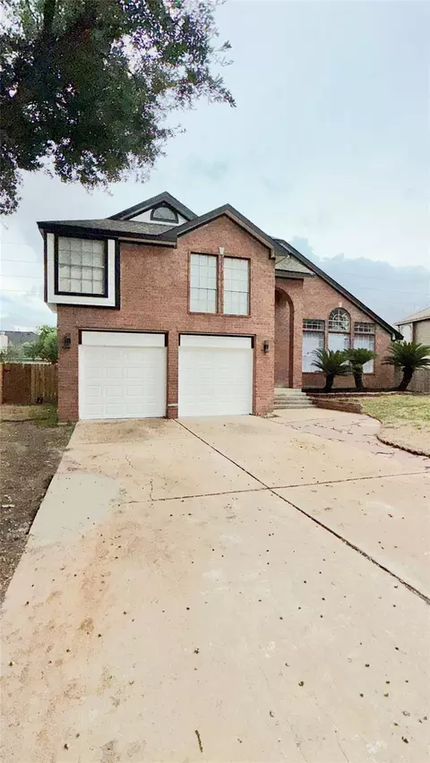 12002 Kleinmeadow Dr, Houston, TX 77066