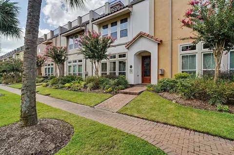 24 Tassia Ln, Houston, TX 77058