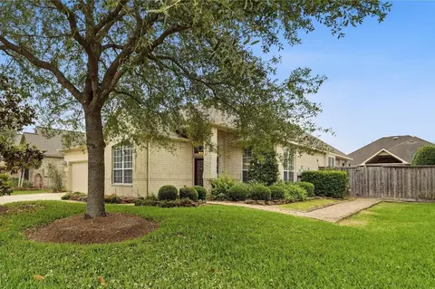 2419 S Venice Dr, Pearland, TX 77581