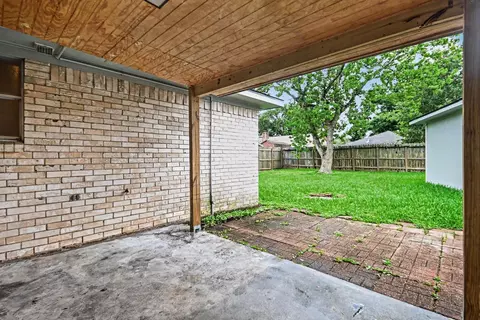 Exterior - 4306 Oneida St, Pasadena, TX 77504 photo 4 of 7