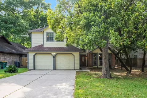 22 S Rain Forest Ct, The Woodlands, TX 77380