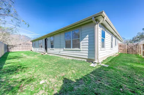 Other - 220 Kellyn Ct, Conroe, TX 77306 photo 9 of 11
