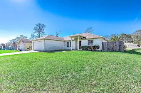 Exterior - 220 Kellyn Ct, Conroe, TX 77306 photo 6 of 6
