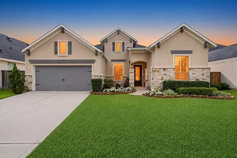 3411 Dover Valley Dr, Houston, TX 77059
