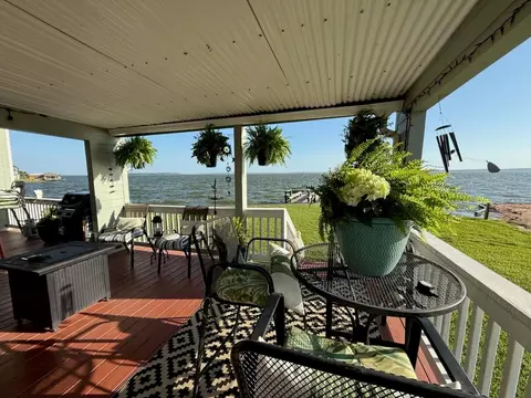 325 Carolcrest Ln #1, Livingston, TX 77351