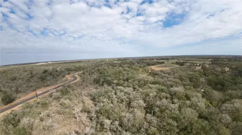 17 Post Oak St, Gonzales, TX 78629