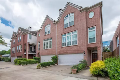 34 Waugh Dr #D, Houston, TX 77007