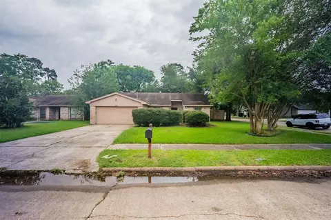 2302 Peaceful Valley Dr, Spring, TX 77373