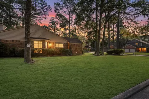 3203 Golden Willow Dr, Houston, TX 77339