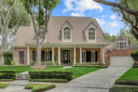 17 Shetland Isle Ct, Sugar Land, TX 77479