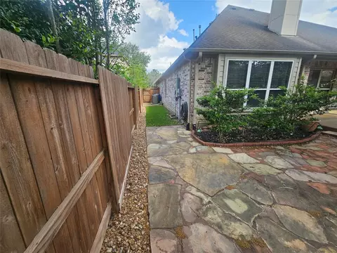 Exterior - 110 David Forest Ln, Conroe, TX 77384 photo 9 of 12