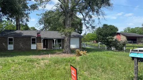 35206 Cattle Creek Rd, Pine Island, TX 77445