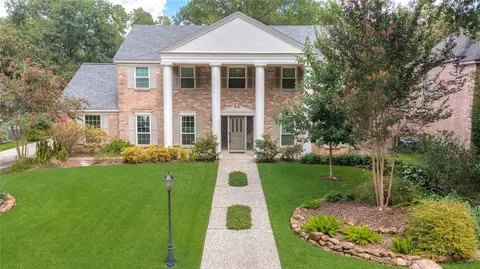 5510 Court Of York, Houston, TX 77069
