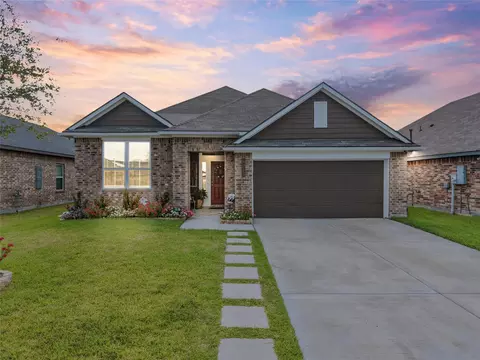 8213 Ocean Jasper Ln, Texas City, TX 77591