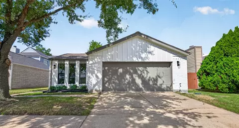 3615 Echo Grove Ln, Houston, TX 77043