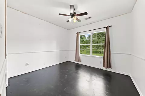 Bedroom - 16104 Mcqueen Rd, Conroe, TX 77302 photo 6 of 6