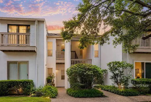 2100 Tanglewilde St #482, Houston, TX 77063