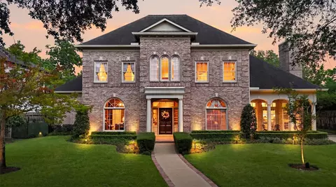 6 Cheshire Bend Dr, Sugar Land, TX 77479