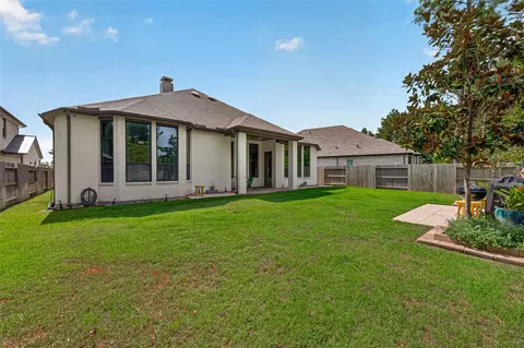 Exterior - 15211 Deseo Dr, Conroe, TX 77302 photo 5 of 8