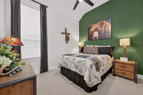 Bedroom - 15211 Deseo Dr, Conroe, TX 77302 photo 8 of 8