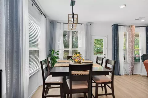 Dining - 2832 Mistygate Ct, Conroe, TX 77301 photo 2 of 2