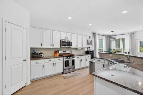 Kitchen - 2832 Mistygate Ct, Conroe, TX 77301 photo 1 of 4