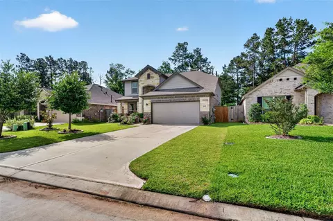 Exterior - 2832 Mistygate Ct, Conroe, TX 77301 photo 10 of 11
