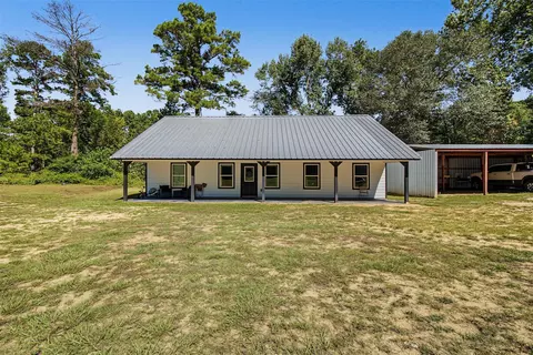 282 E Slumberlane Dr, Livingston, TX 77351