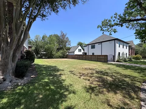 4212 Albans St, West University Place, TX 77005