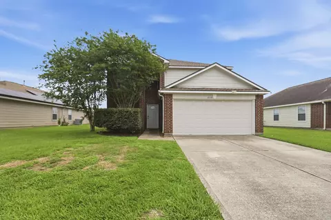 8118 Berkely Ct, Baytown, TX 77521